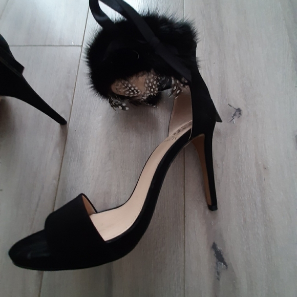 One of kind sandals - Picture 4 of 9